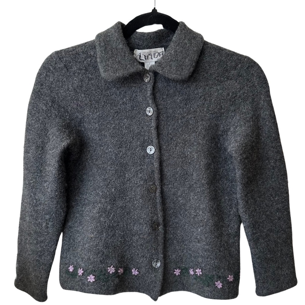 Vintage Cottagecore Casual Corner Annex Wool Cardigan with Floral Embroidery